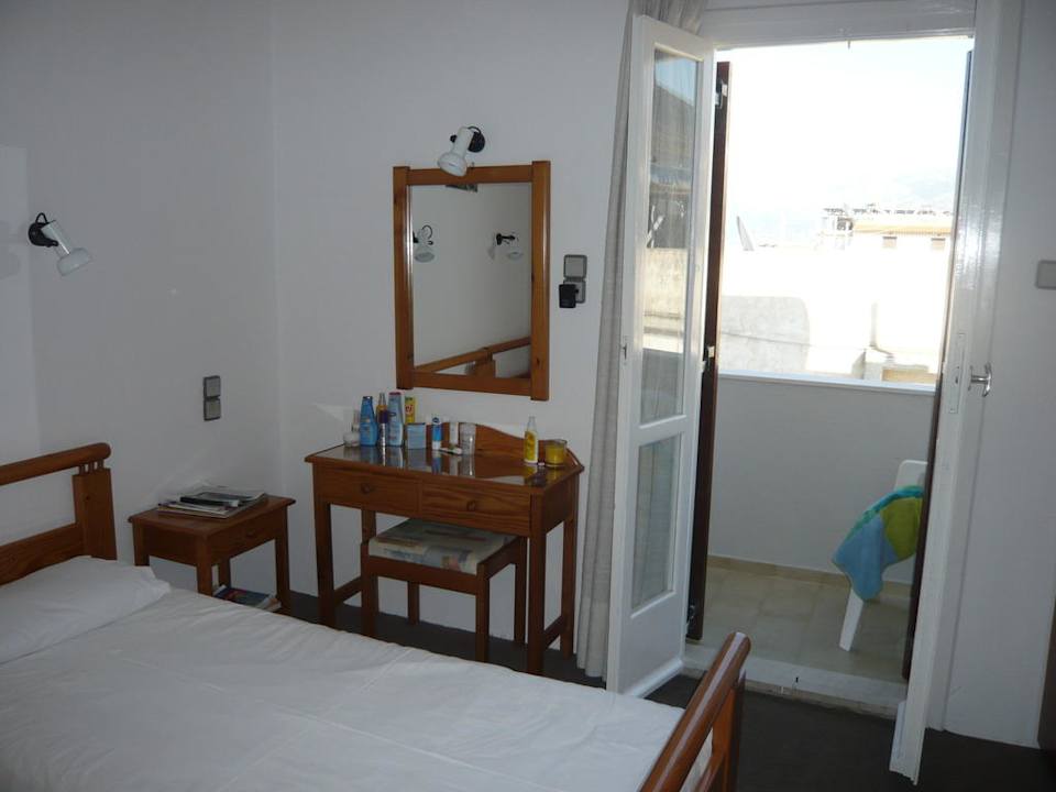 Zimmer Hotel Lovely Holidays