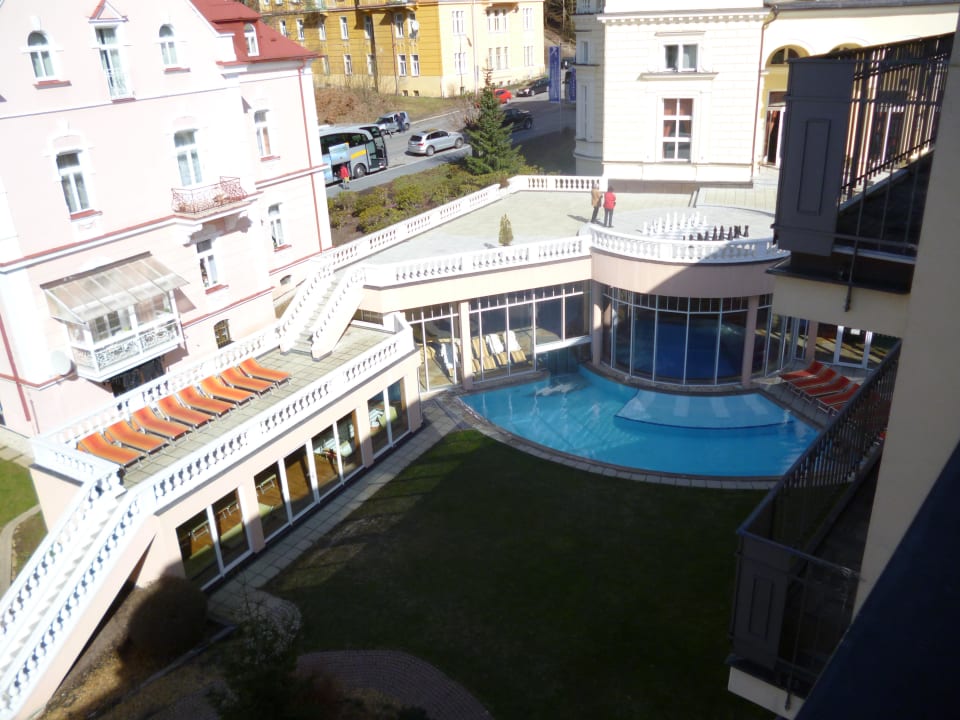 Außenpool Falkensteiner Spa Resort Marienbad