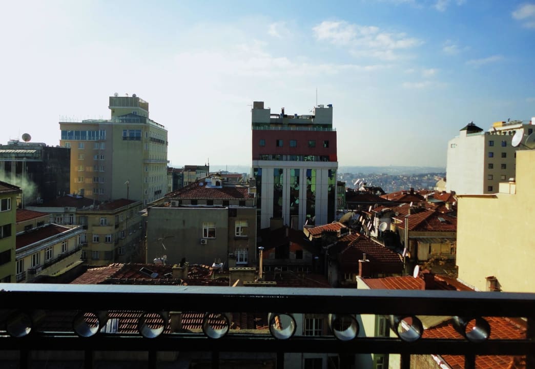 Ausblick Superior Zimmer 8. OG Riva Hotel Taksim