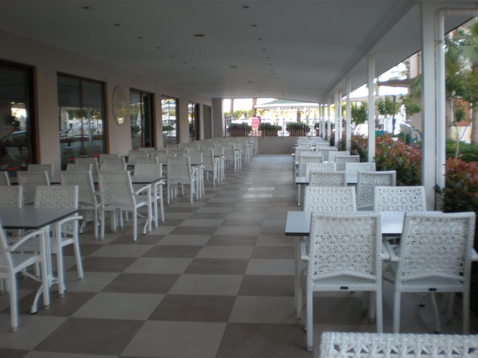 Ein weiteres Restaurant am Neubau Hane Family Resort
