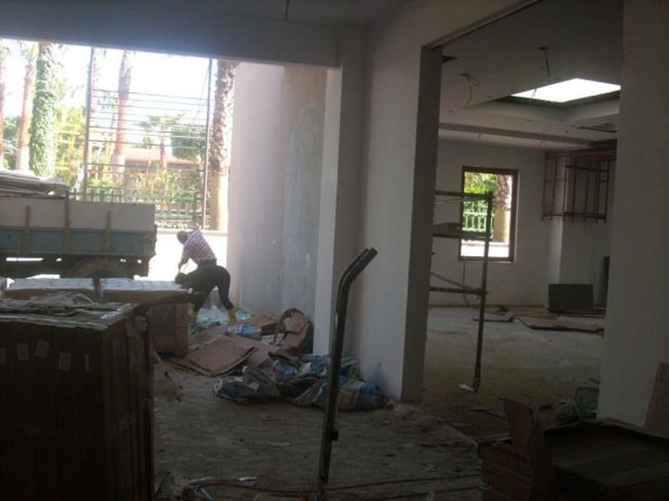 Noch einiges zu tun bis zum 20.04... Hane Family Resort