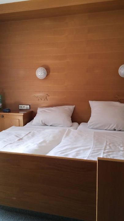 Gemütliches Doppelbett Hotel Garni Großfuchsenhof