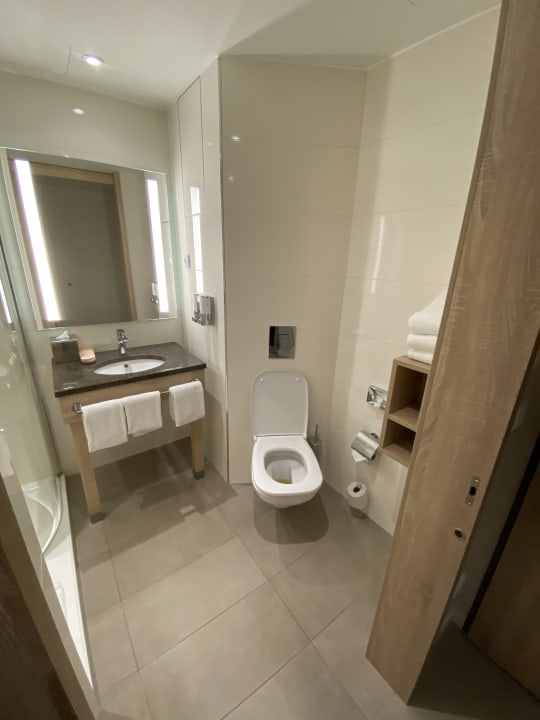 Zimmer Hampton By Hilton Frankfurt Airport