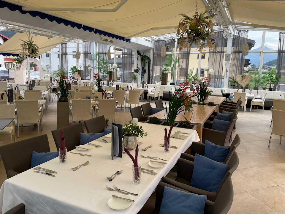 Gastro Schlosshotel Lacknerhof