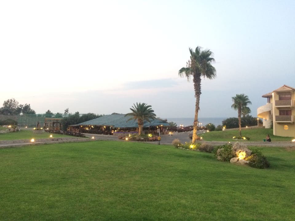 Außenansicht Hotel Kalithea Horizon Royal