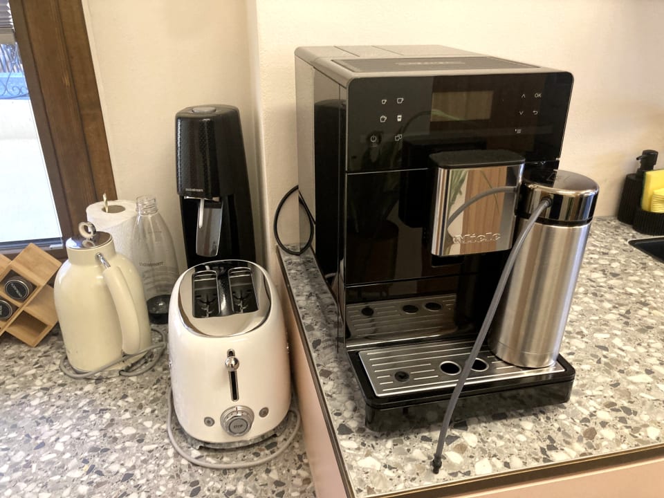 Zimmer Goldengel Design - Suiten im historischen Ortskern von Kaltern