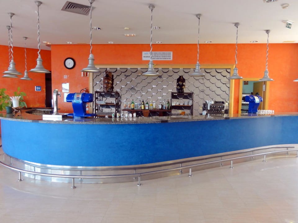 Schlangestehn bei Nacht AluaVillage Fuerteventura