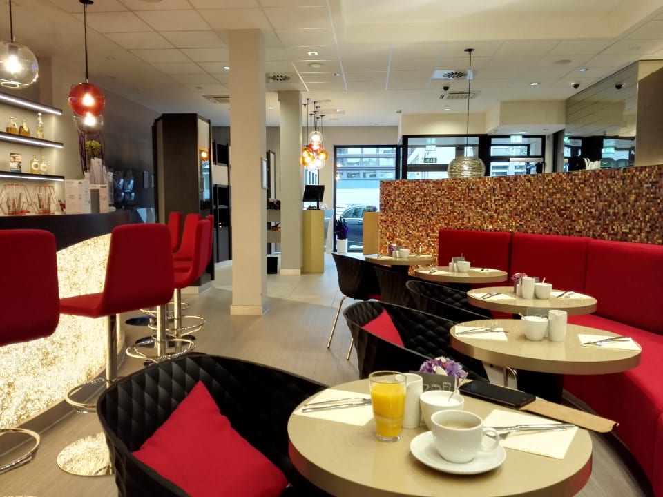 Lobby Mercure Hotel Düsseldorf Zentrum