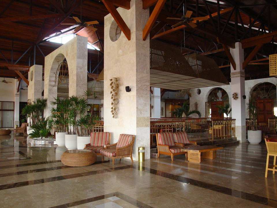 Bar et hall  Grand Palladium Imbassai Resort & Spa