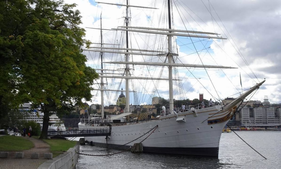 Shore view STF af Chapman & Skeppsholmen