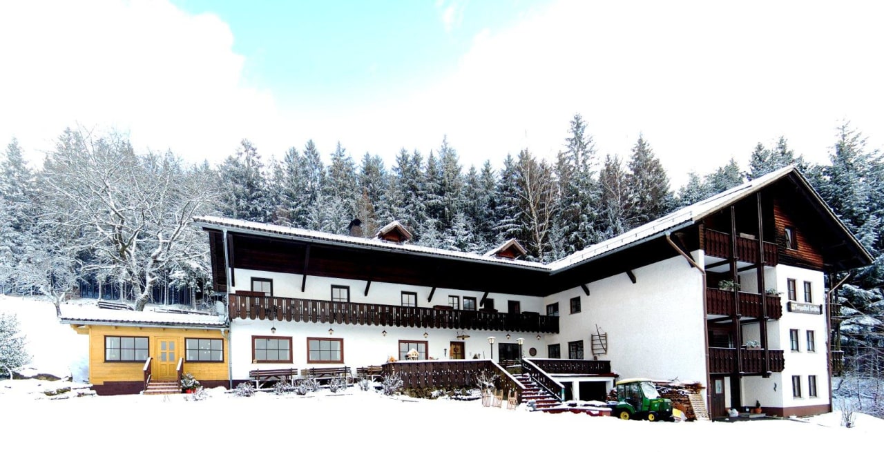 Außenansicht Berggasthof Hochstein Berggasthof Pension Hochstein