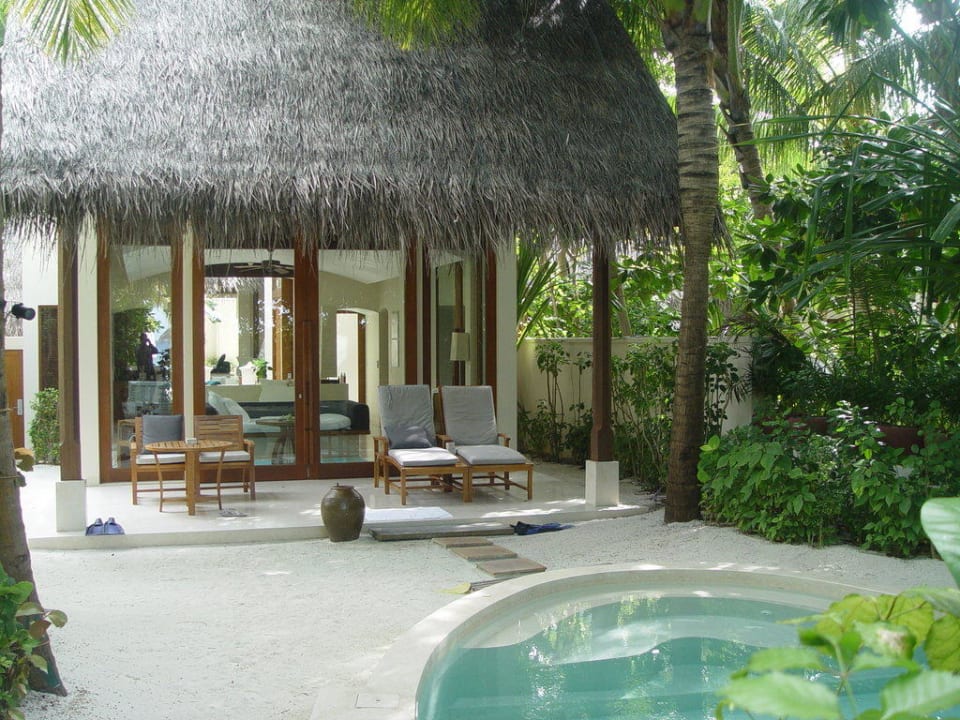 Deluxe Beach Villa Conrad Maldives Rangali Island