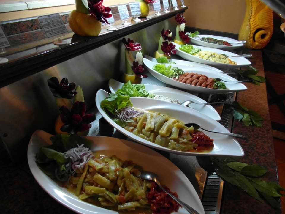 Viel Auswahl im Restaurant Club Grand Aqua