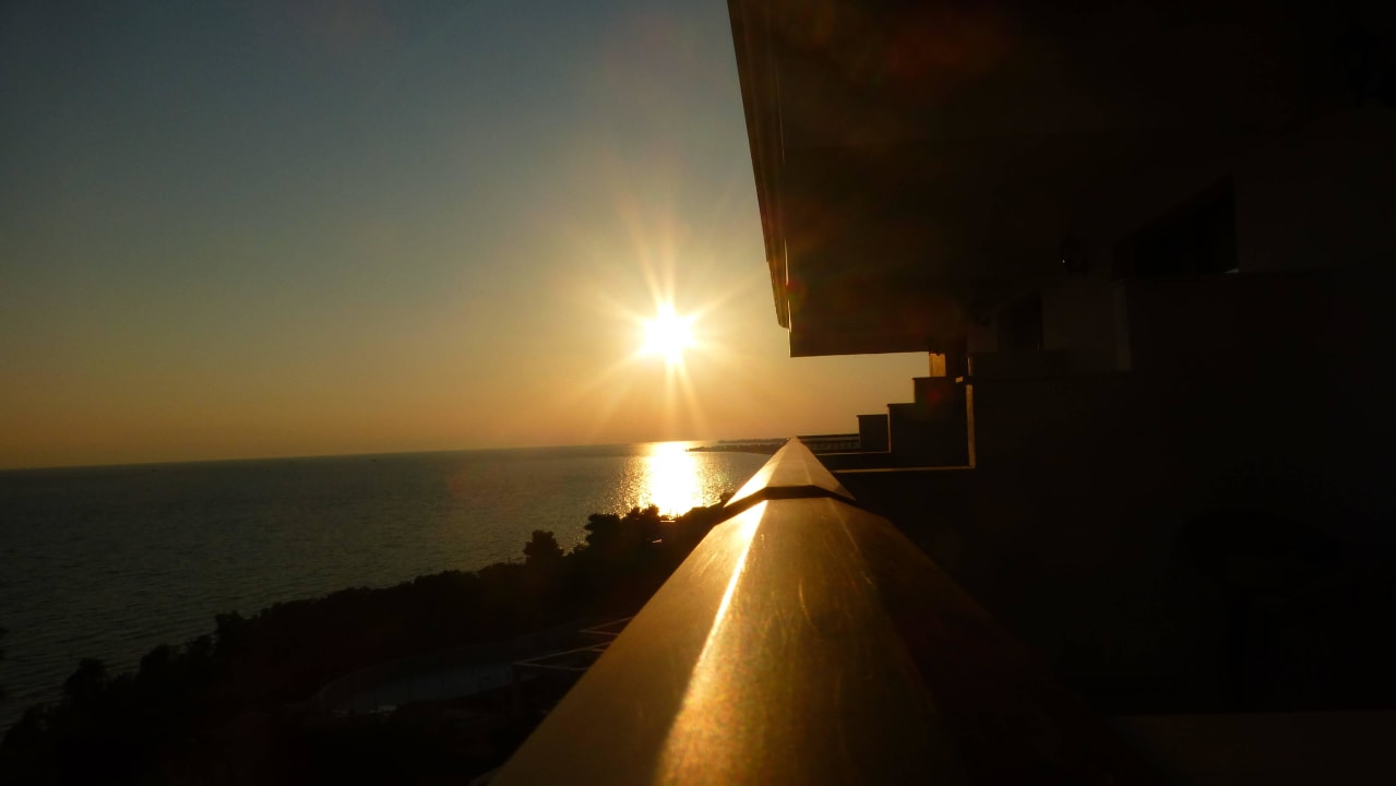 Sonnenuntergang Ikos Oceania