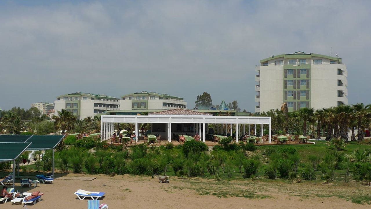 Die Strandbar VONRESORT Golden Coast