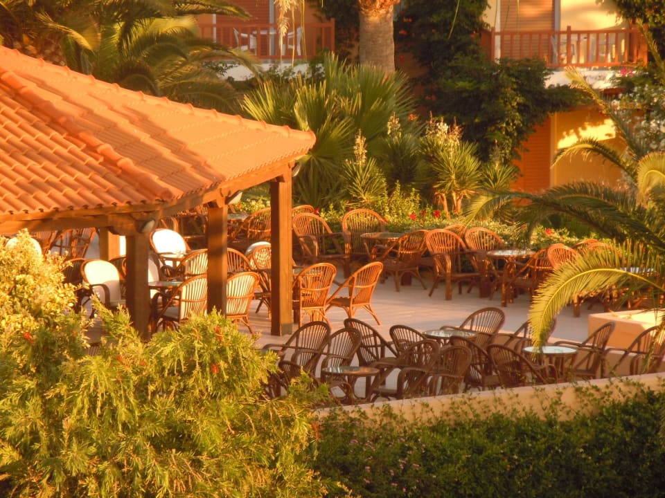 Lobby Bar Anissa Beach & Village