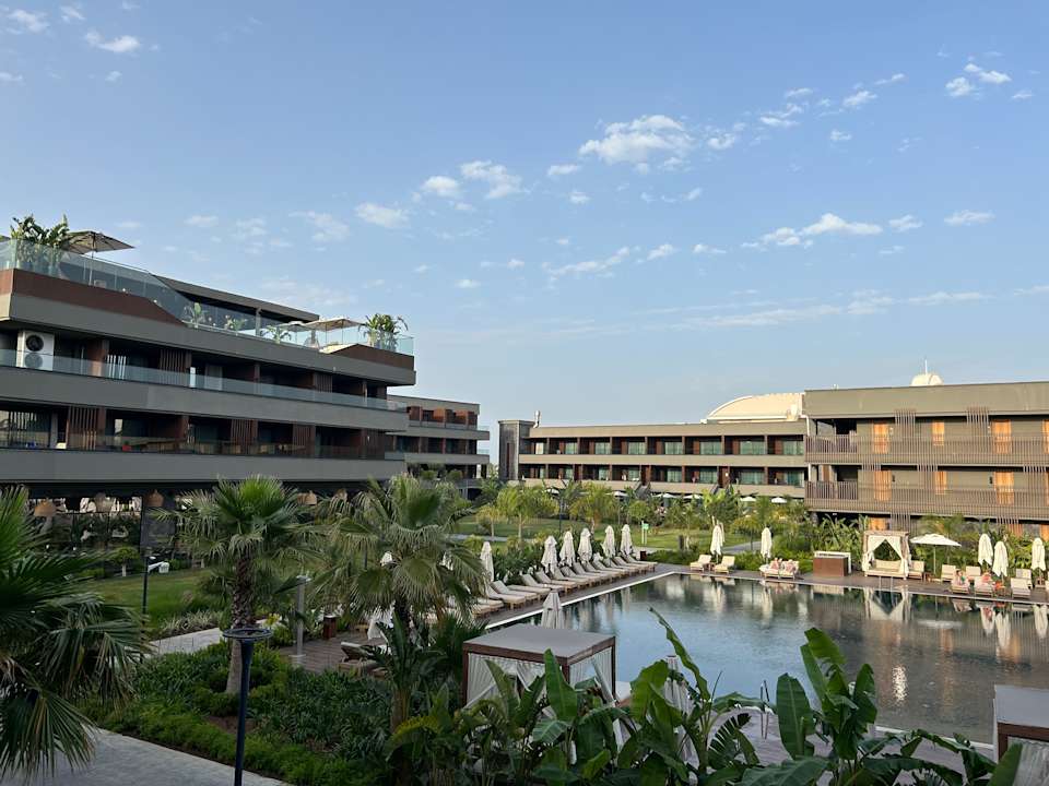 Pool Jacaranda Luxury Resort