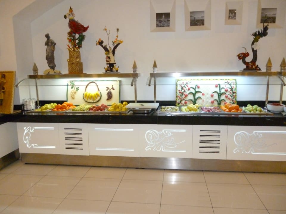 Das Buffet am Abend. Hotel Delphin Imperial