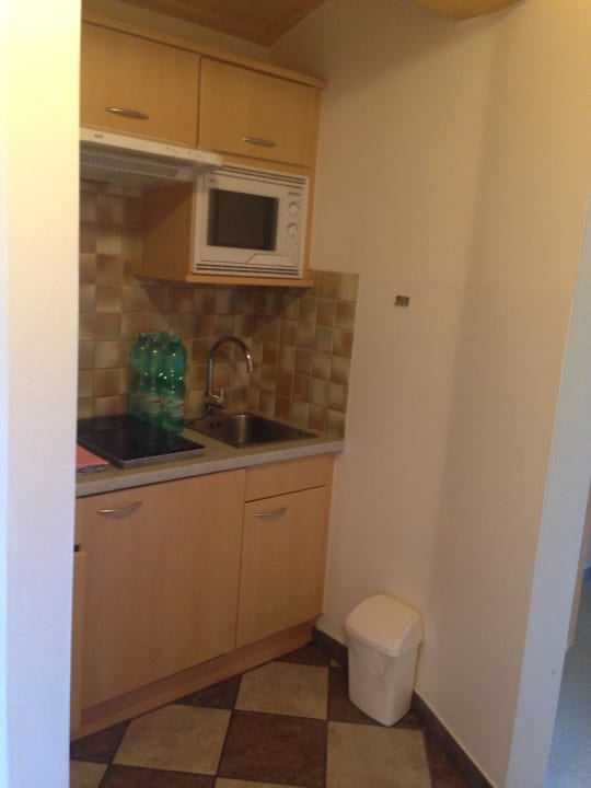 Ausreichende Küchenzeile im Appartment Vorderglemm Hotel Thurnerhof