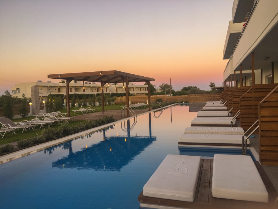Außenansicht Afandou Bay Resort Suites