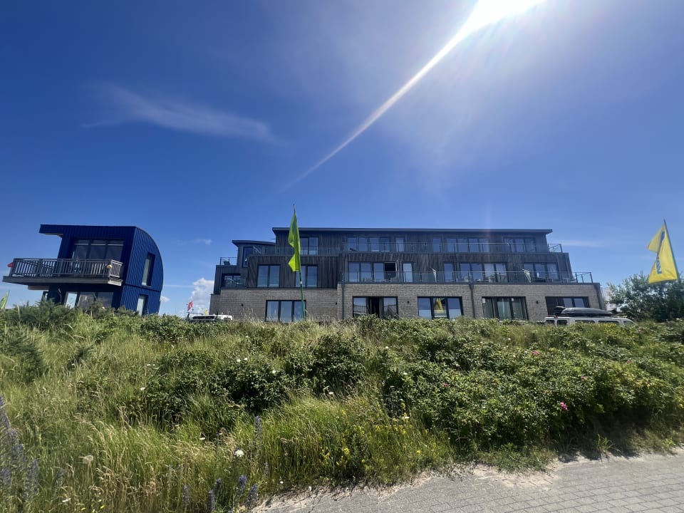 Außenansicht Hotel Strand am Königshafen