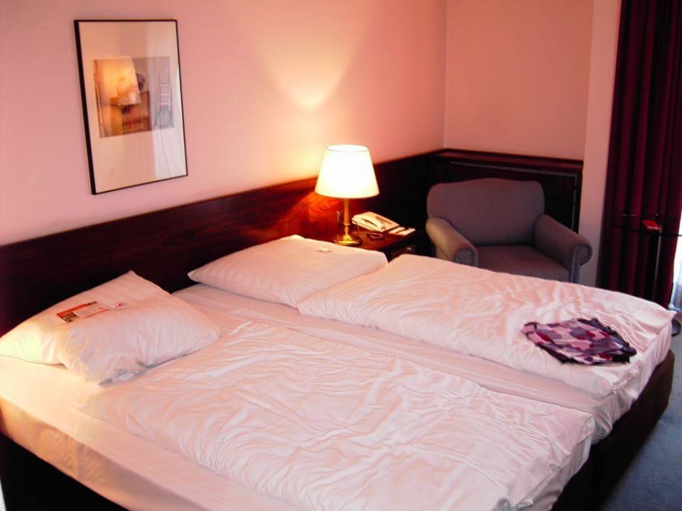 Zimmer  Ramada Hotel Bad Soden H+ Hotel Bad Soden