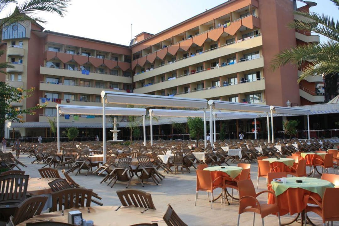 Restaurant Außenbereich Saphir Hotel & Villas
