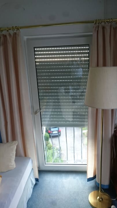 Defekte Fensteranlage Hotel Landhaus Messmer