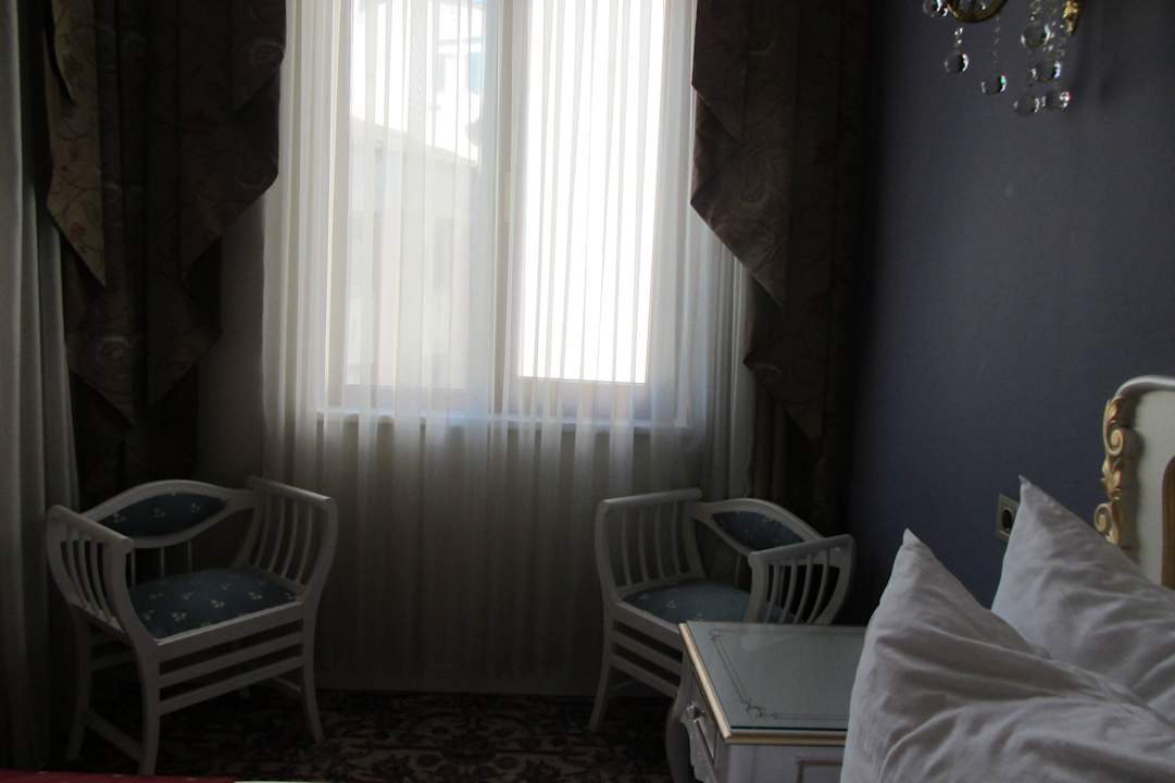 Номер By Murat Galata  Hotel