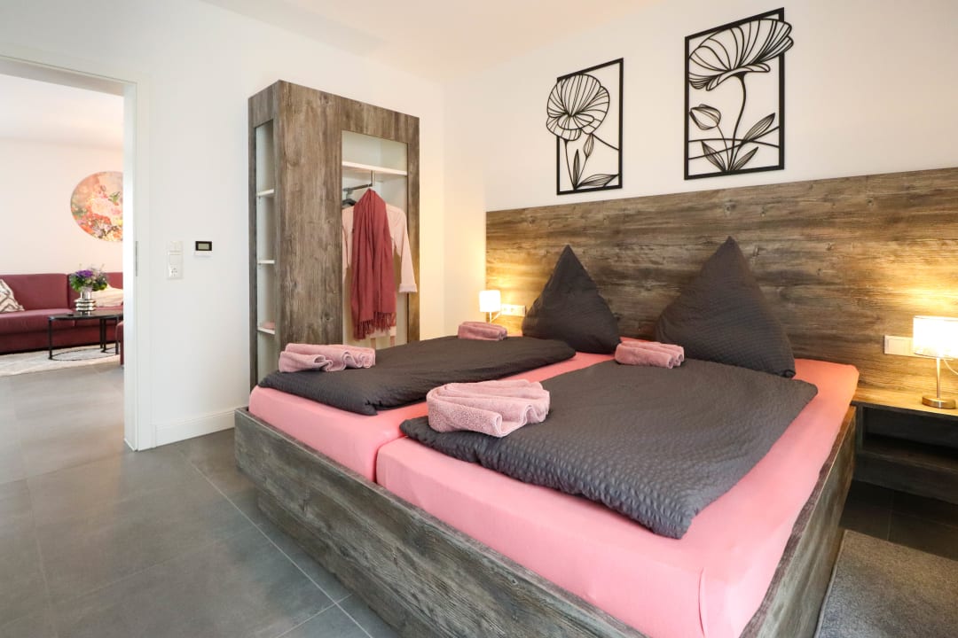 Zimmer Appartementhaus kleines Glück