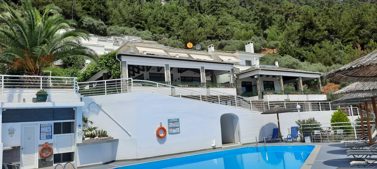 Außenansicht Hotel Dionysos