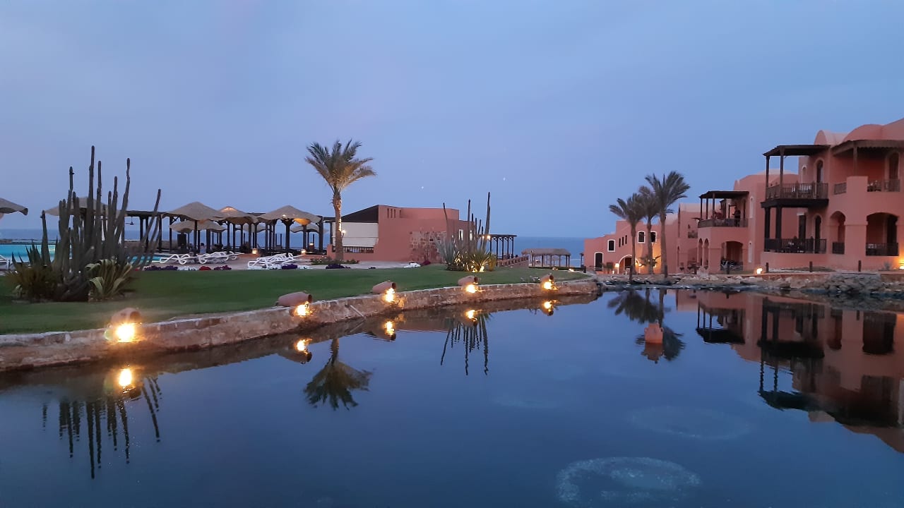 Außenansicht Radisson Blu Resort, El Quseir