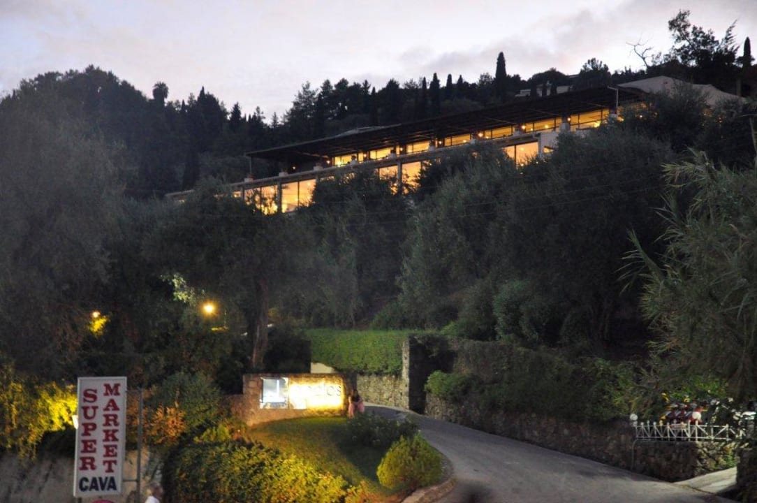 Hotel Aeolos Beach Resort