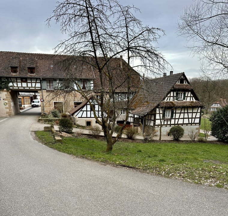 Außenansicht Hotel Auberge Du Moulin Des 7 Fontaines