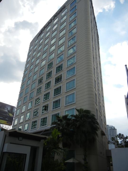 Blick auf das Hotel NH Bangkok Asoke