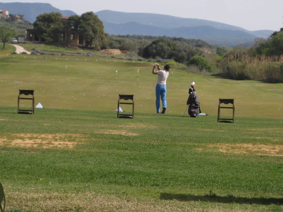 Driving range The Westin Resort Costa Navarino