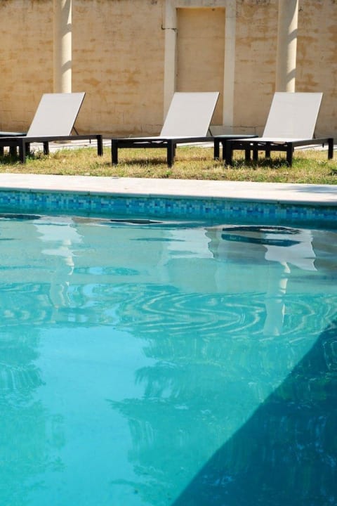 Piscine Hotel La Begude Saint Pierre