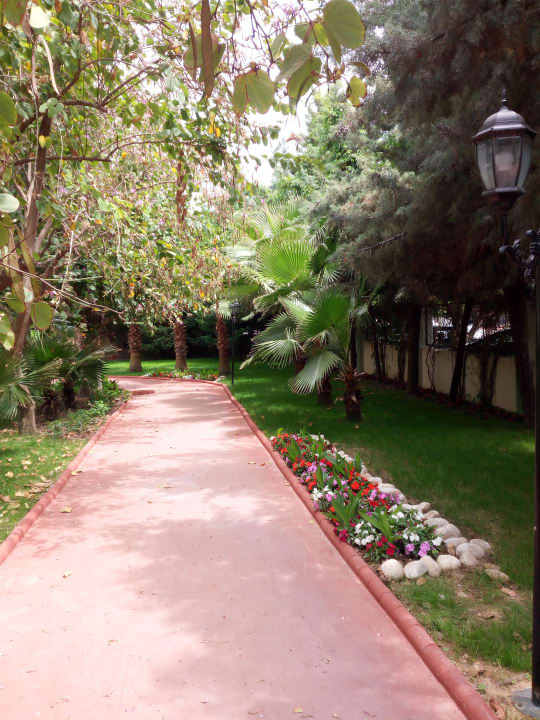 Gartenanlage Side Breeze Hotel