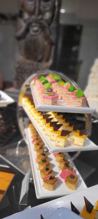 Gastro Pandanus Beach Resort & Spa