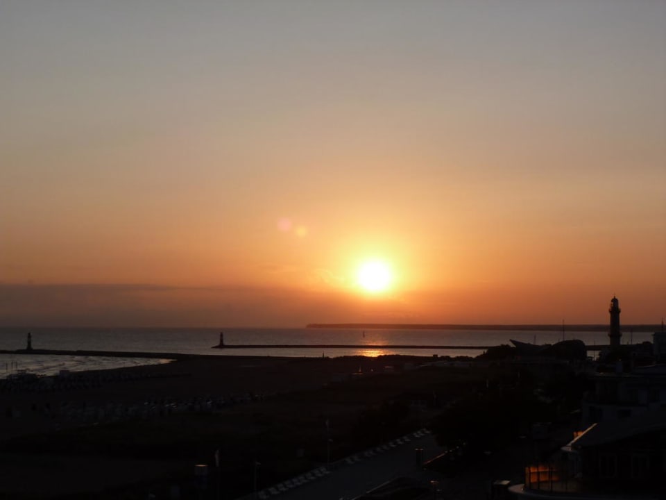 Sonnenaufgang Hotel Neptun