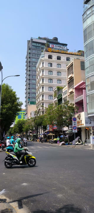 Außenansicht Happy Life Grand Hotel & Rooftop Skybar