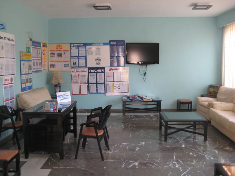 Ecke der Reiseveranstalter Delfina Tropic Beach