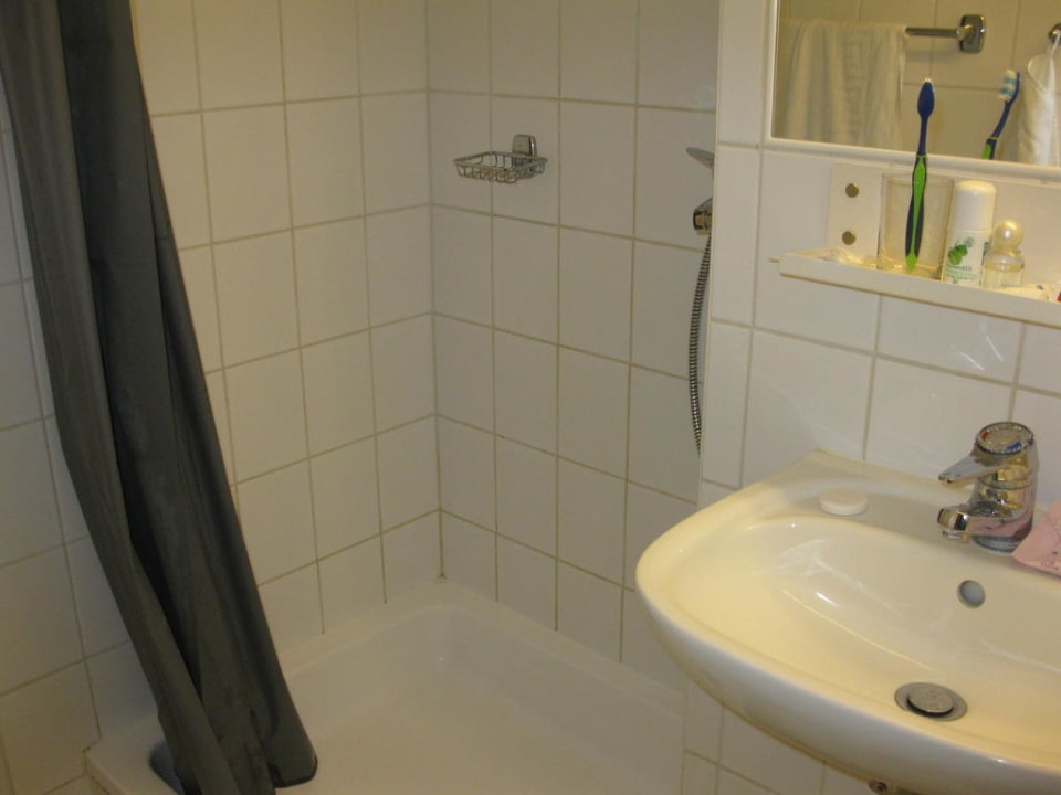 Łazienka w pokoju z balkonem Hotel New Skanpol