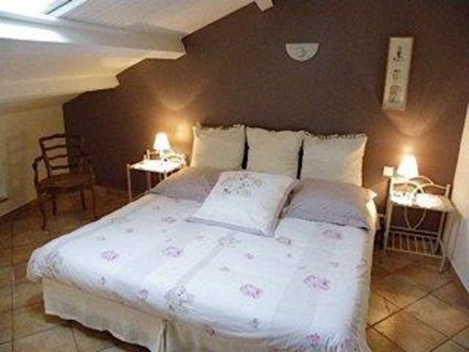 CHAMBRE FLEURIE Hotel La Grange Templière