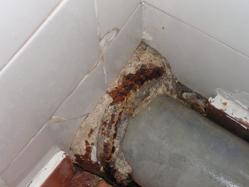 Odpływ Hotel Varshava