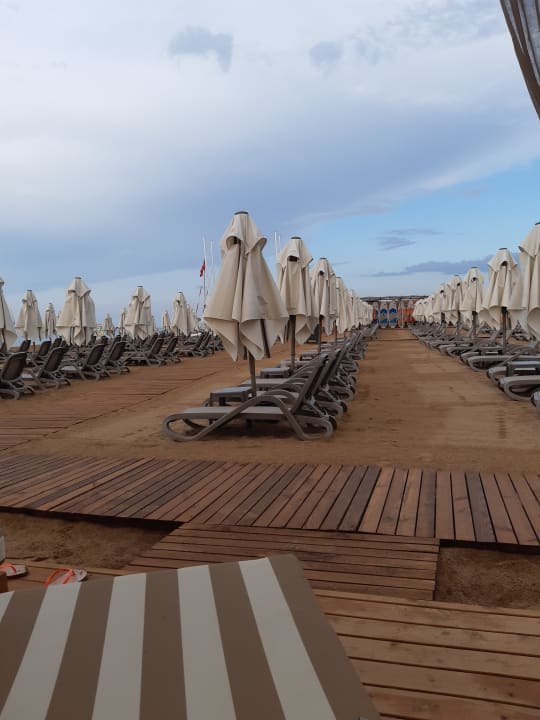 Strand Jacaranda Luxury Resort