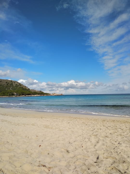 Strand Hotel & Spa S'Entrador Playa