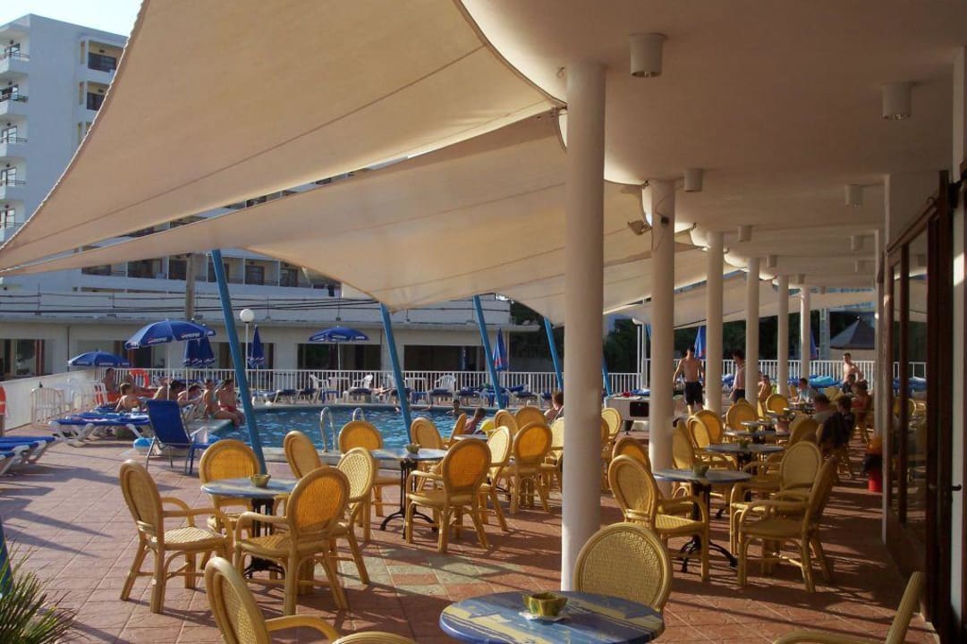 Hotel Pool und Terrasse Hotel Osiris