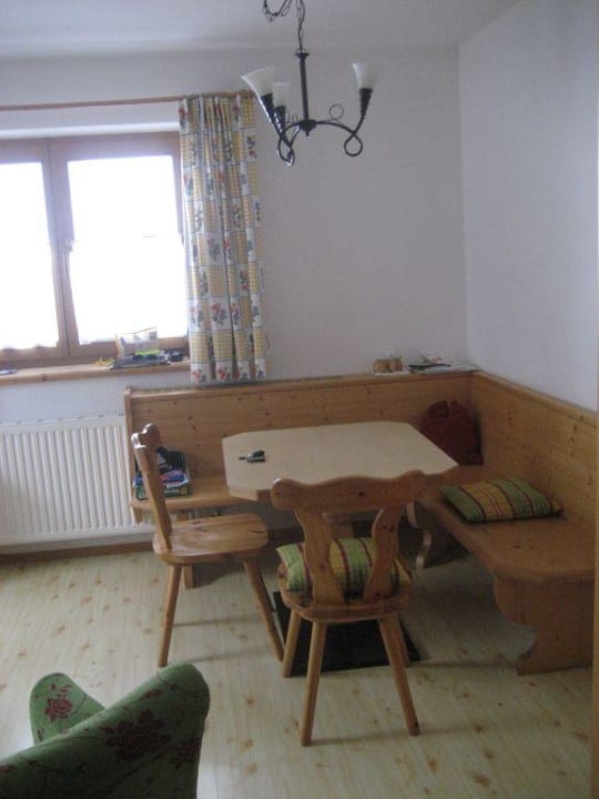 Wohnstube Essecke Landhof Ellmau