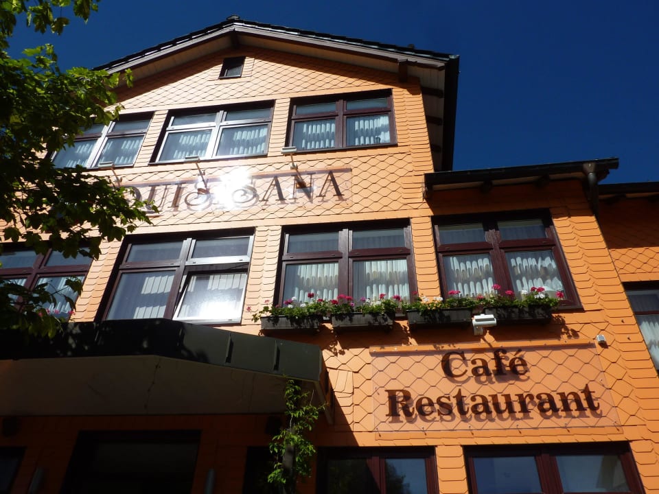 Aussenansicht Konsum Gästehaus Quisisana